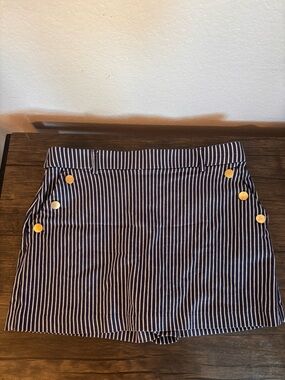 Skort size large